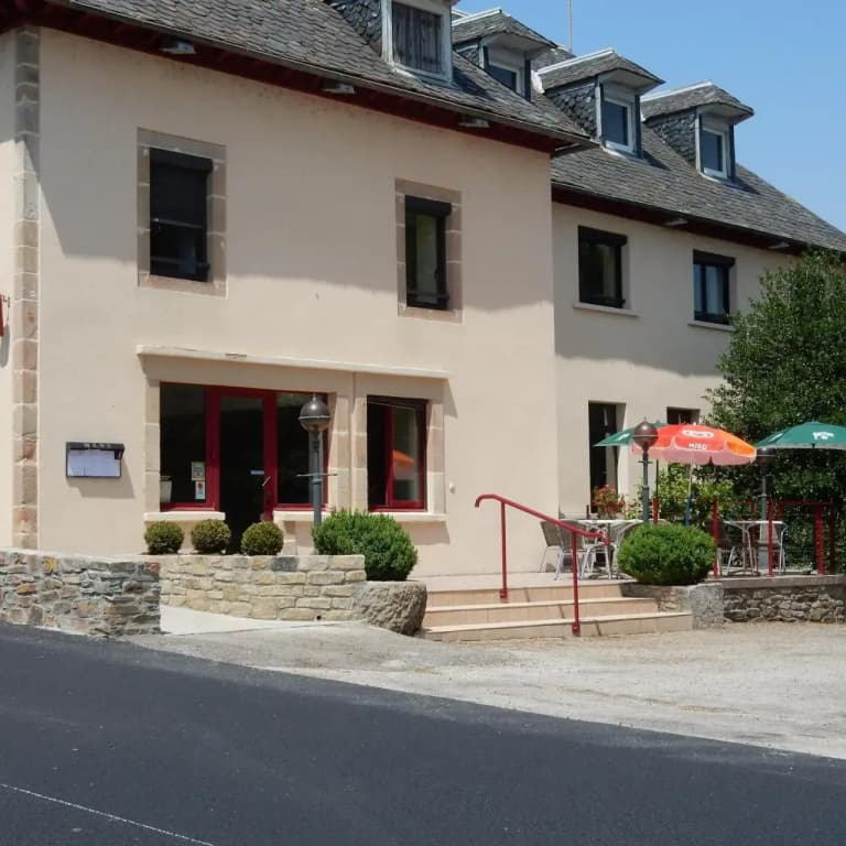 Le Gardy - Photo 1