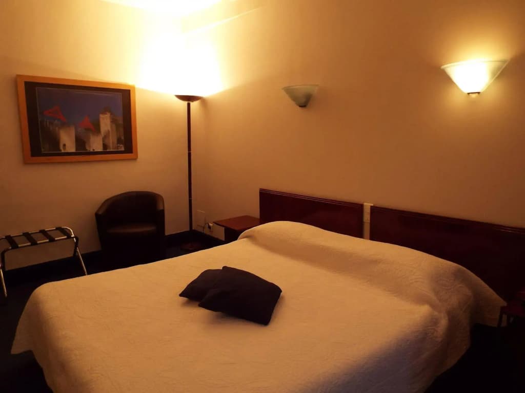 Hôtel Terminus - Photo 2