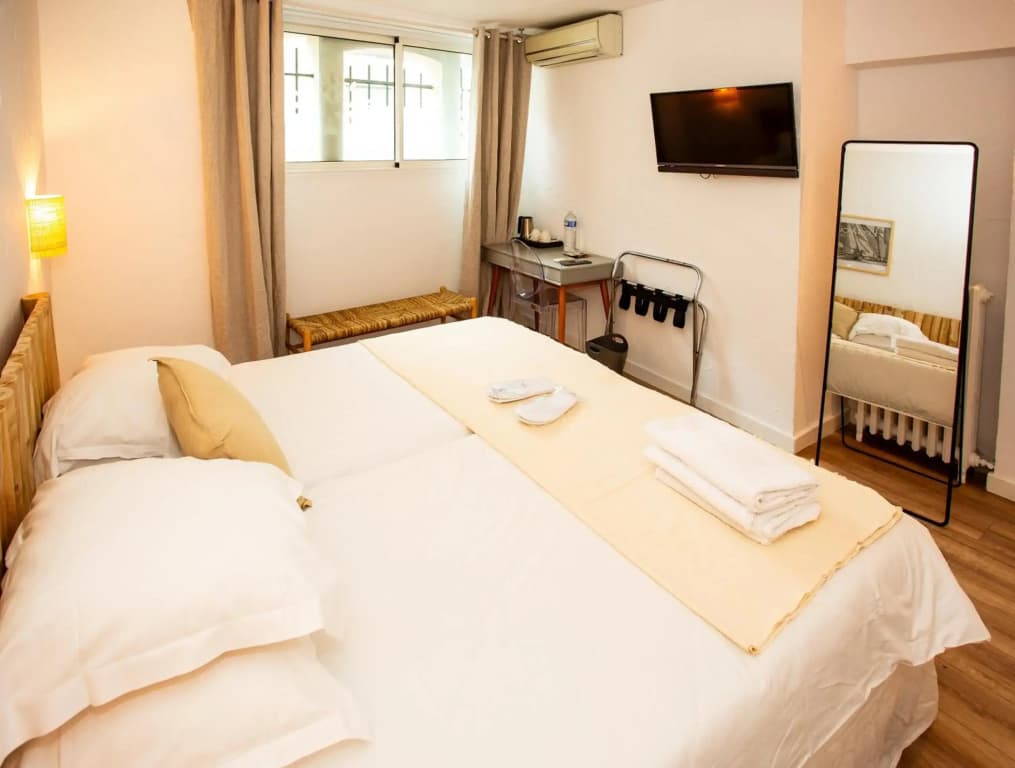 Villa Claudia Hotel - Photo 3