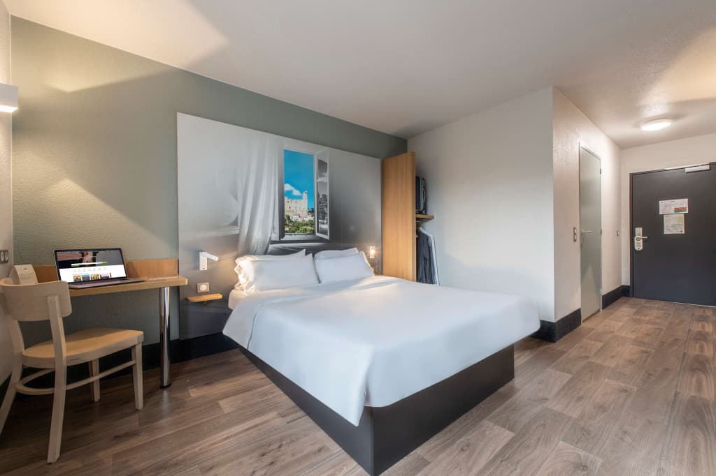 B&B HOTEL Orange - Photo 5