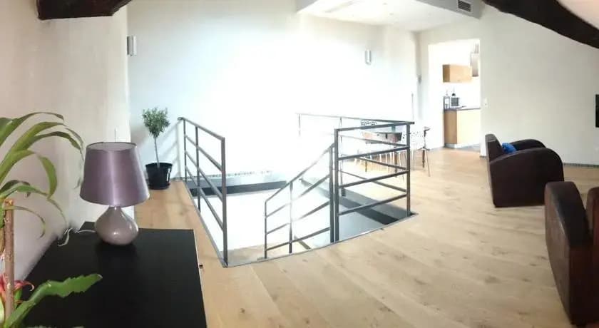 Duplex au Coeur de la Citadelle - Photo 2