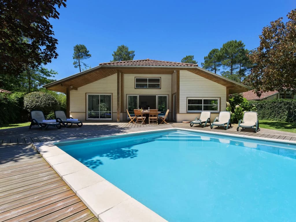 Villa With Large Garden Near Etang de Laprade - Photo 4