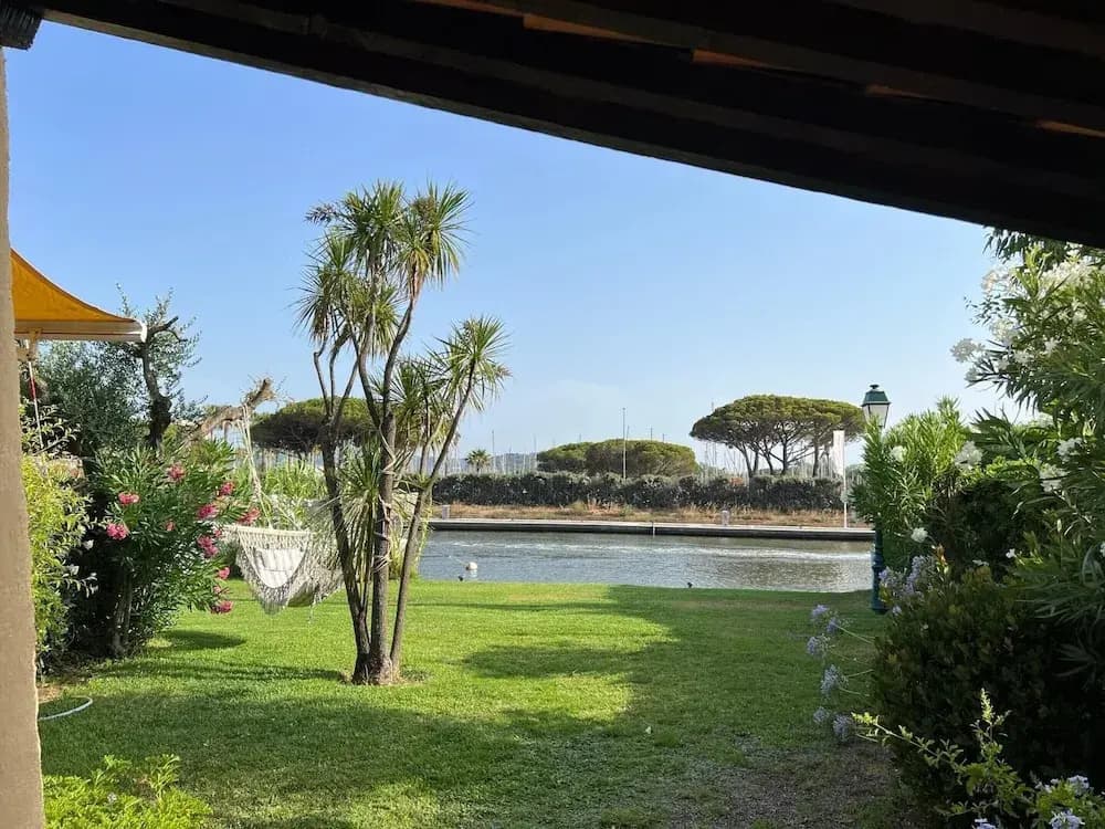 Lovely Holiday Apartment by the sea in Grimaud - Photo 4