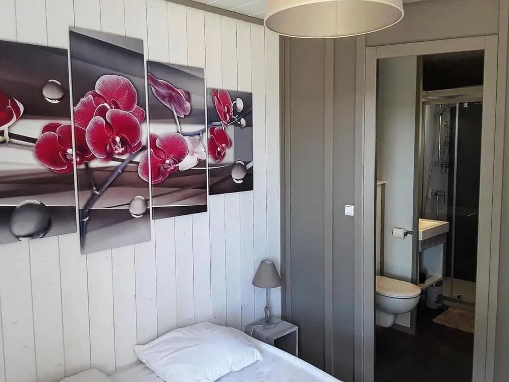 Chalet in Pomerols Near Mediterranean Beaches - Photo 2