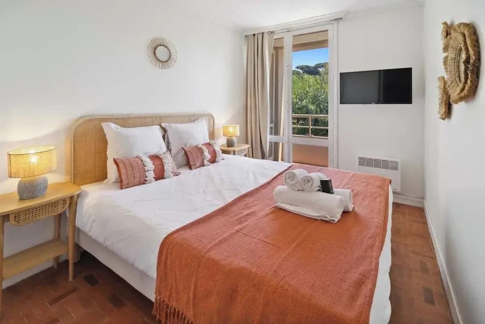 Apt 2br/4p-balcony Saint-tropez - Photo 2
