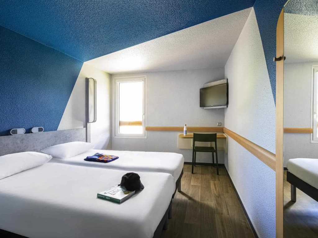 ibis budget Grenoble Voreppe - Photo 3