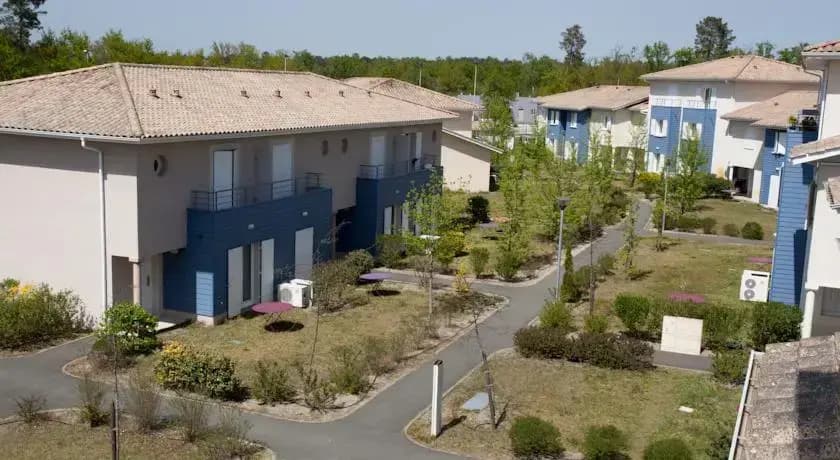 Park&Suites Village Saint Jean D'Illac - Photo 5
