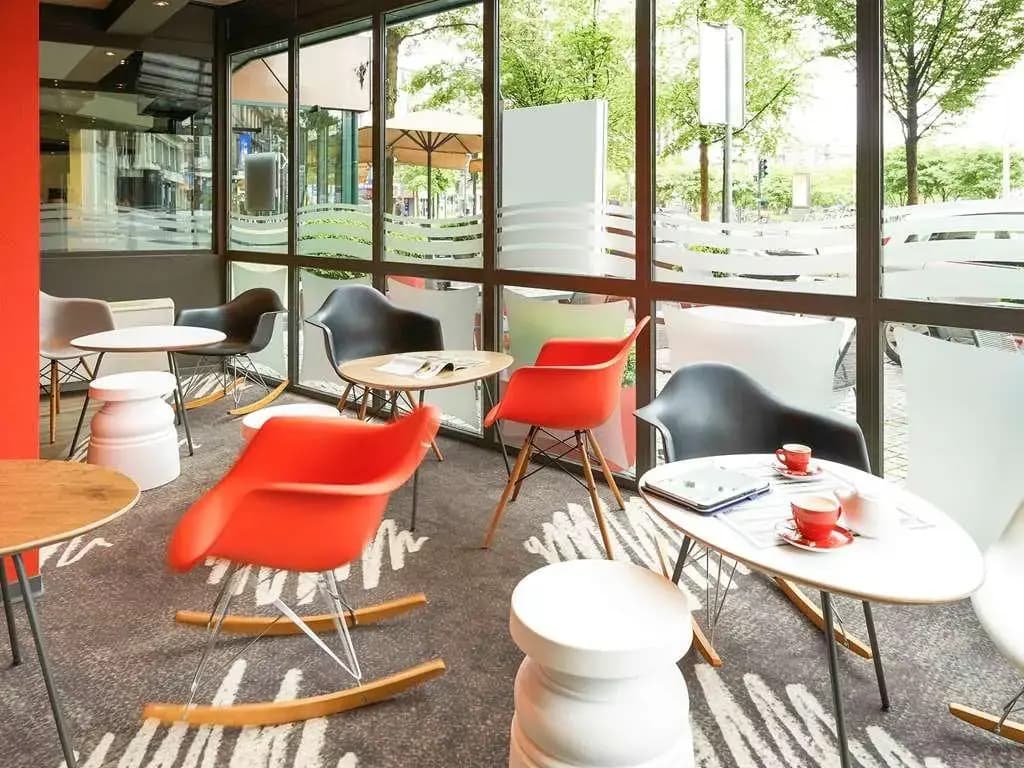 ibis Styles Strasbourg Centre Gare - Miniature 7