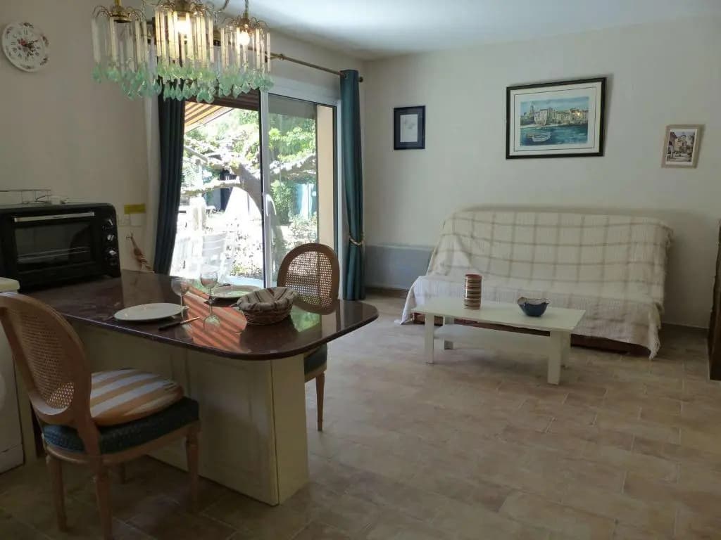 Appartement Le Lavandou, 2 pièces, 4 personnes - FR-1-308-115 - Miniature 6