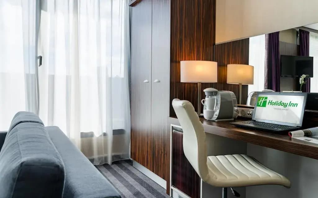 Holiday Inn Toulouse Airport - Photo 3