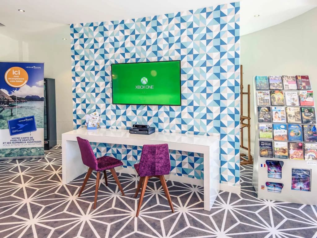 Mercure Poitiers Site du Futuroscope Hotel - Photo 2