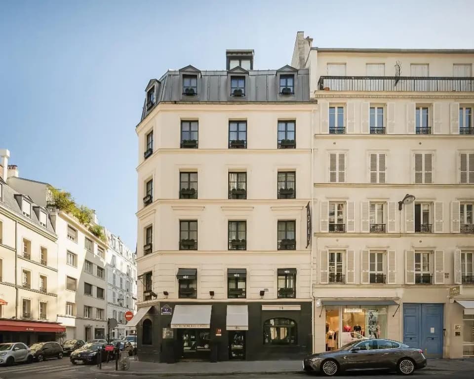 Hôtel Monceau Elysées - Photo 1