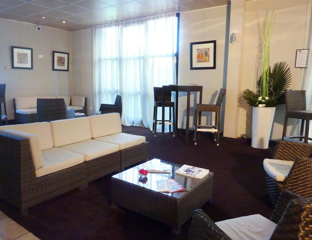 Odalys City Apartment Hotel - Aix en Provence Centre Rotonde - Miniature 8