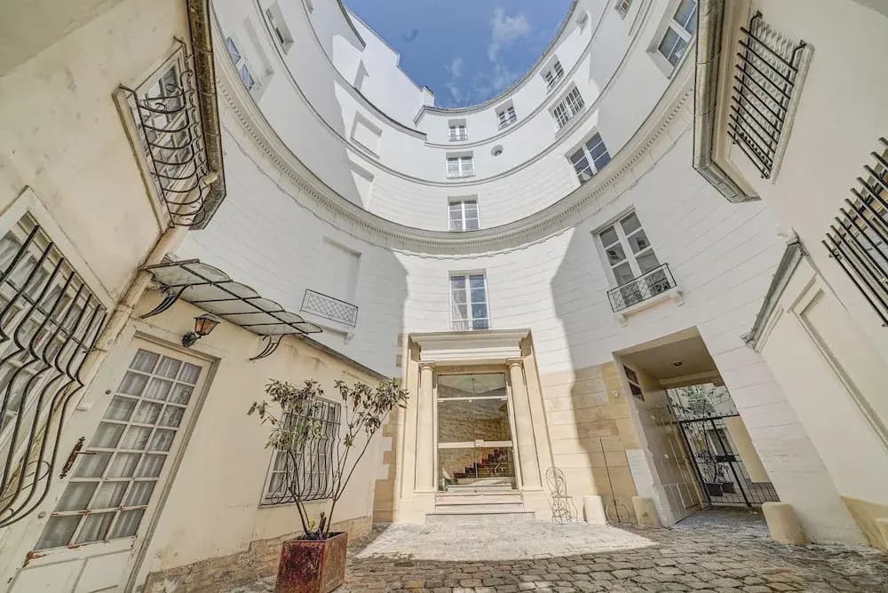 1597 Amelot - Photo 1