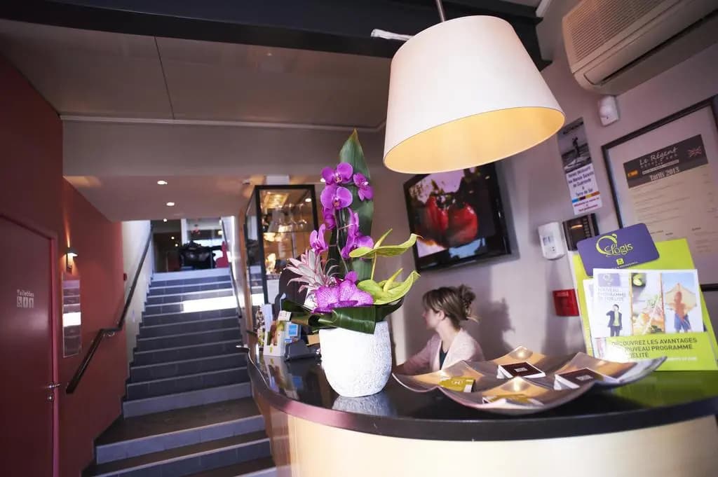 Le Régent Hotel & Spa - Photo 2