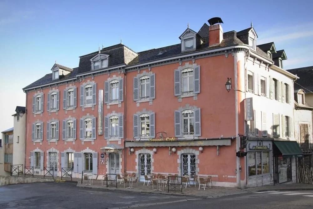 Hôtel L'Astrolabe - Photo 1