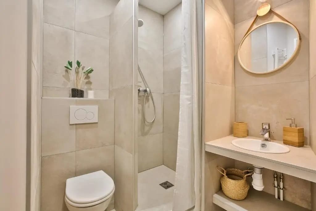 New Stunning 4 Bdrs Apt, With AC – Le Marais - Miniature 8