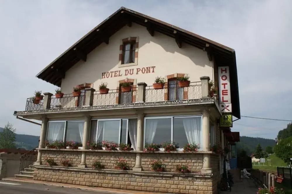 Hôtel du pont - Photo 1