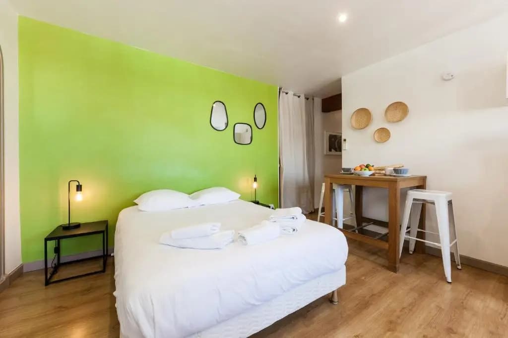 Les Cocons - Appartements d'Hôtes Design - Photo 3