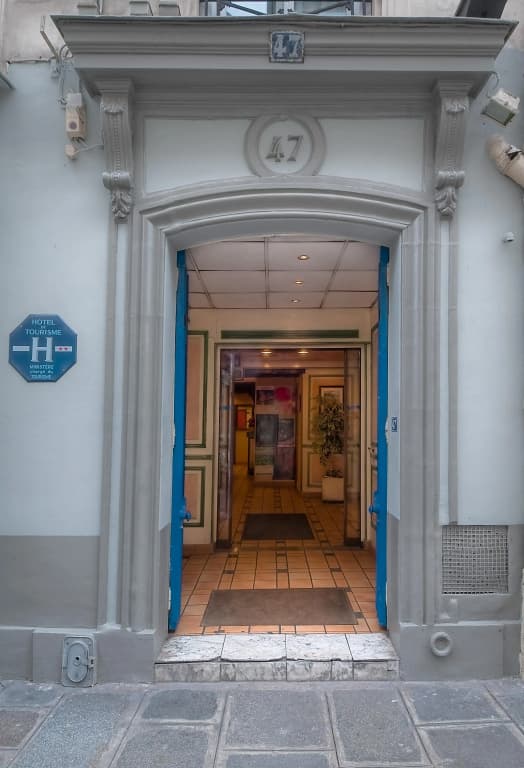 Le Faubourg Hotel - Photo 1