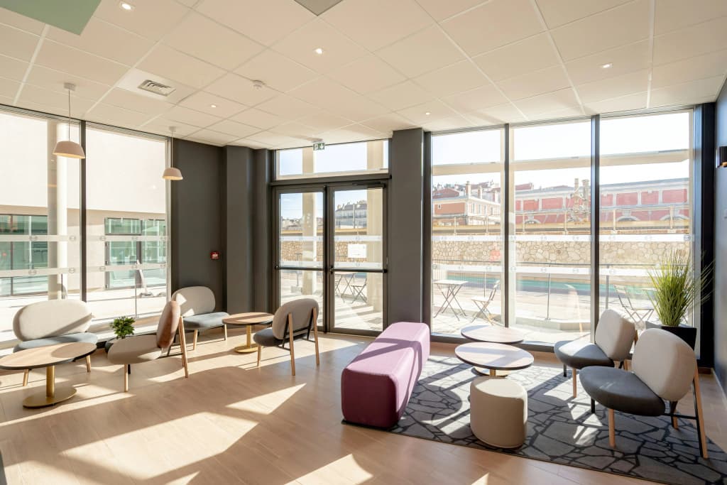 B&B HOTEL Toulon Centre Gare - Miniature 8