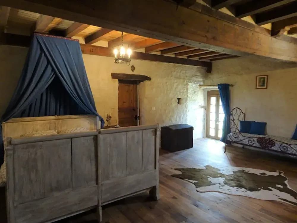 Manor in Cotentin With Historic Charm - Photo 5