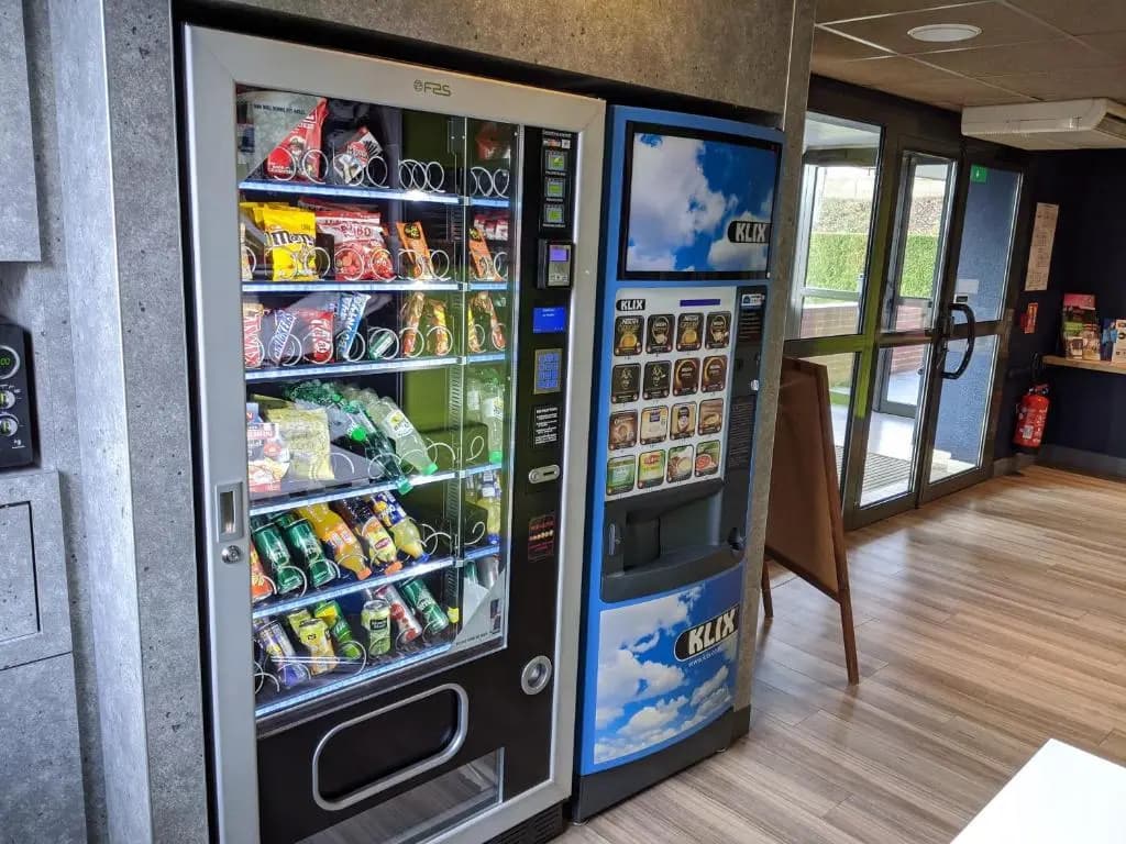 ibis budget Saint-Omer Centre - Miniature 7