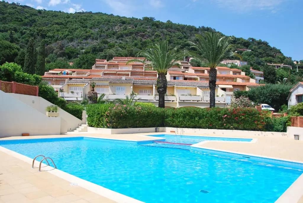 Studio/jardin/piscine/plage Le Lavandou Pramousquier - Photo 2