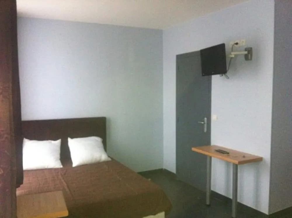 Hôtel Moderne - Photo 5