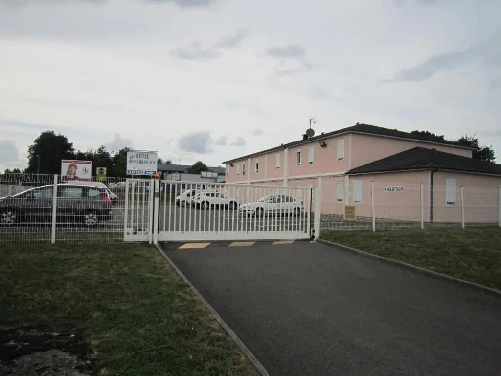 Quick Palace Nantes La Beaujoire - Miniature 8