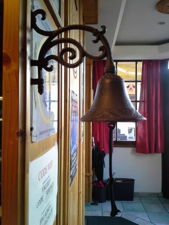 Hôtel Val Joly - Photo 1