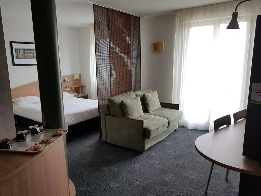 Suite - Home Orleans Saran - Miniature 6
