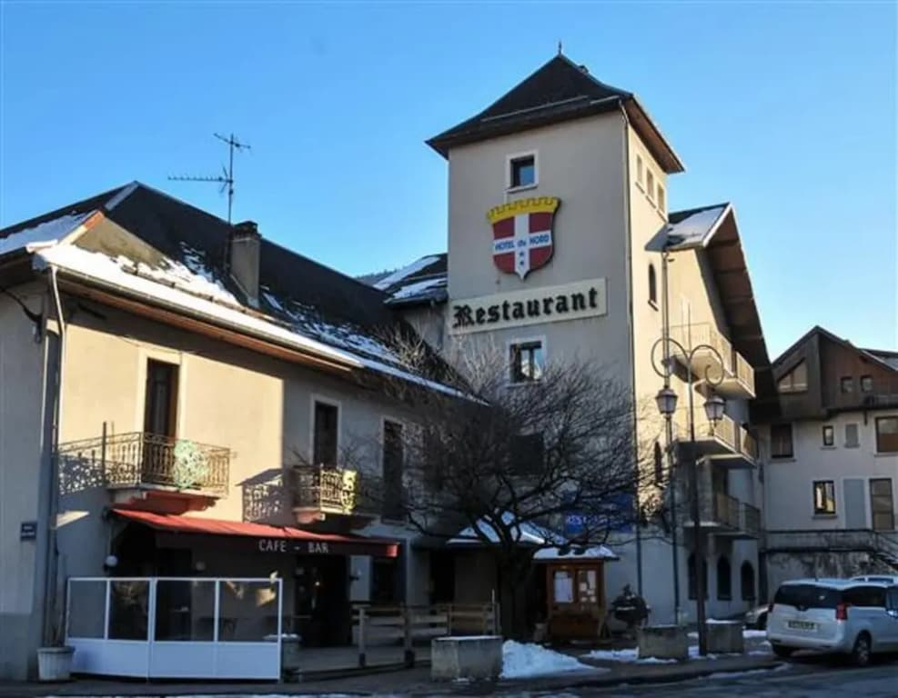 Hôtel Restaurant du Nord - Photo 1