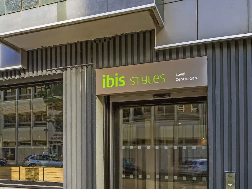 ibis Styles Laval Centre Gare - Photo 1