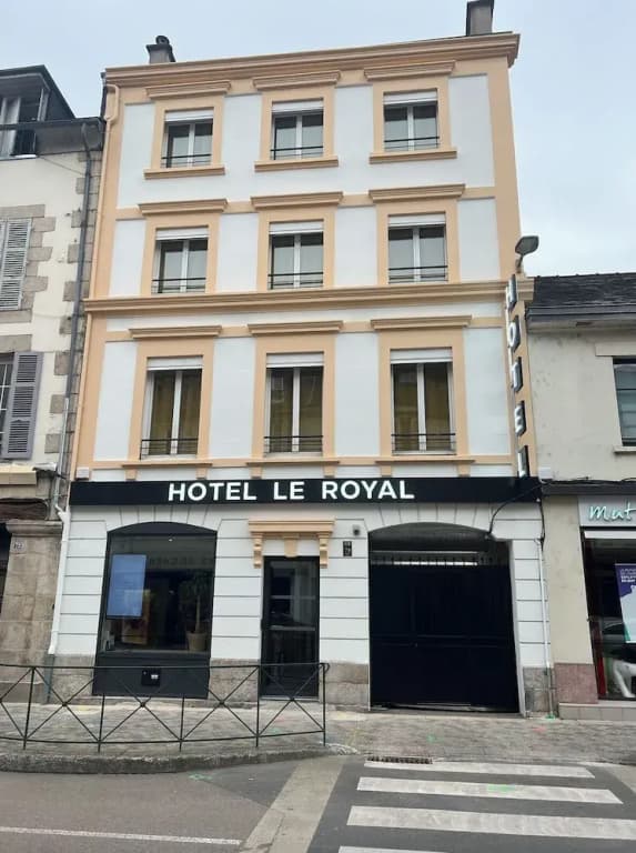 Hôtel Le Royal - Photo 1