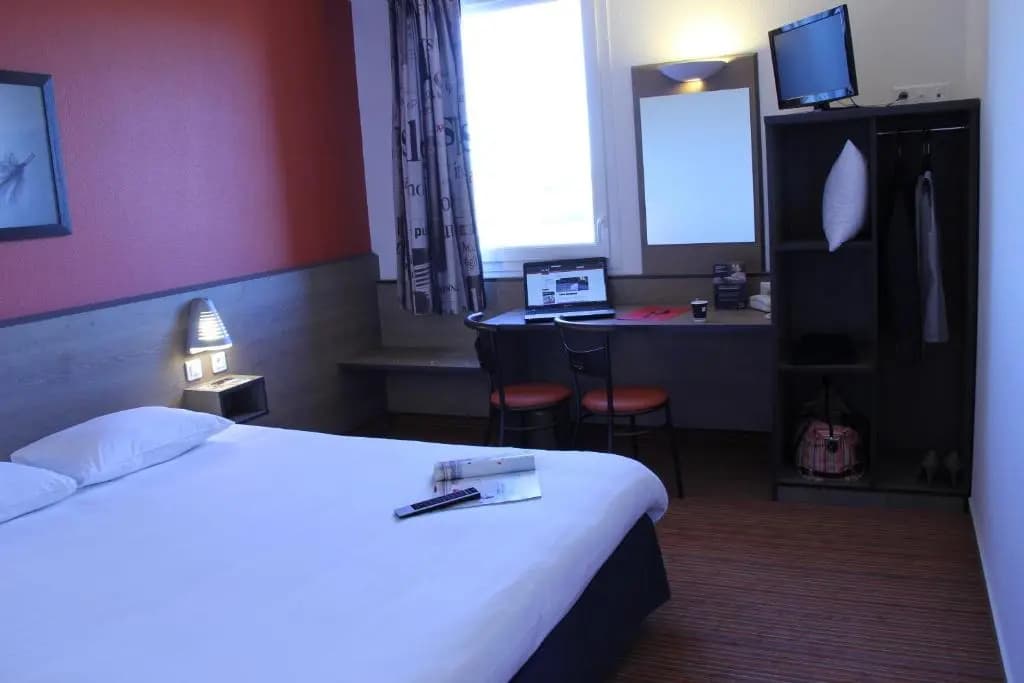 ACE Hôtel Châteauroux Déols - Photo 5