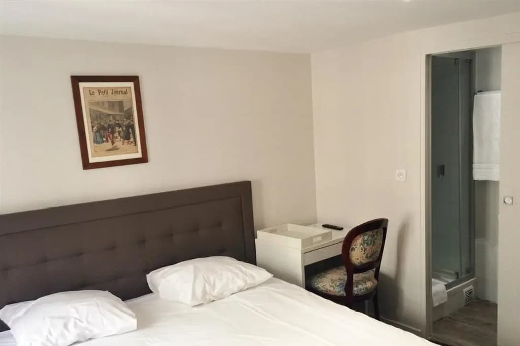 Hotel Savoy - Photo 5