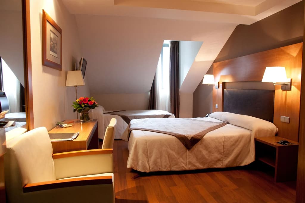 Alti Hotel - Photo 4
