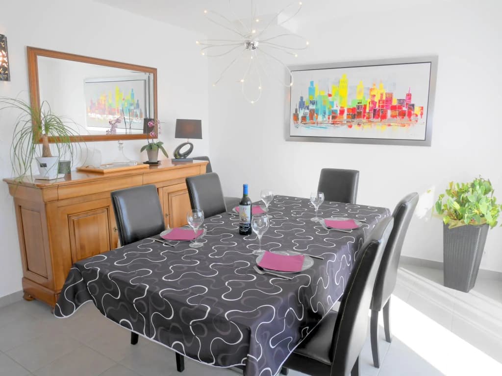 Holiday Home in Crozon Near Sandy Beaches - Photo 2