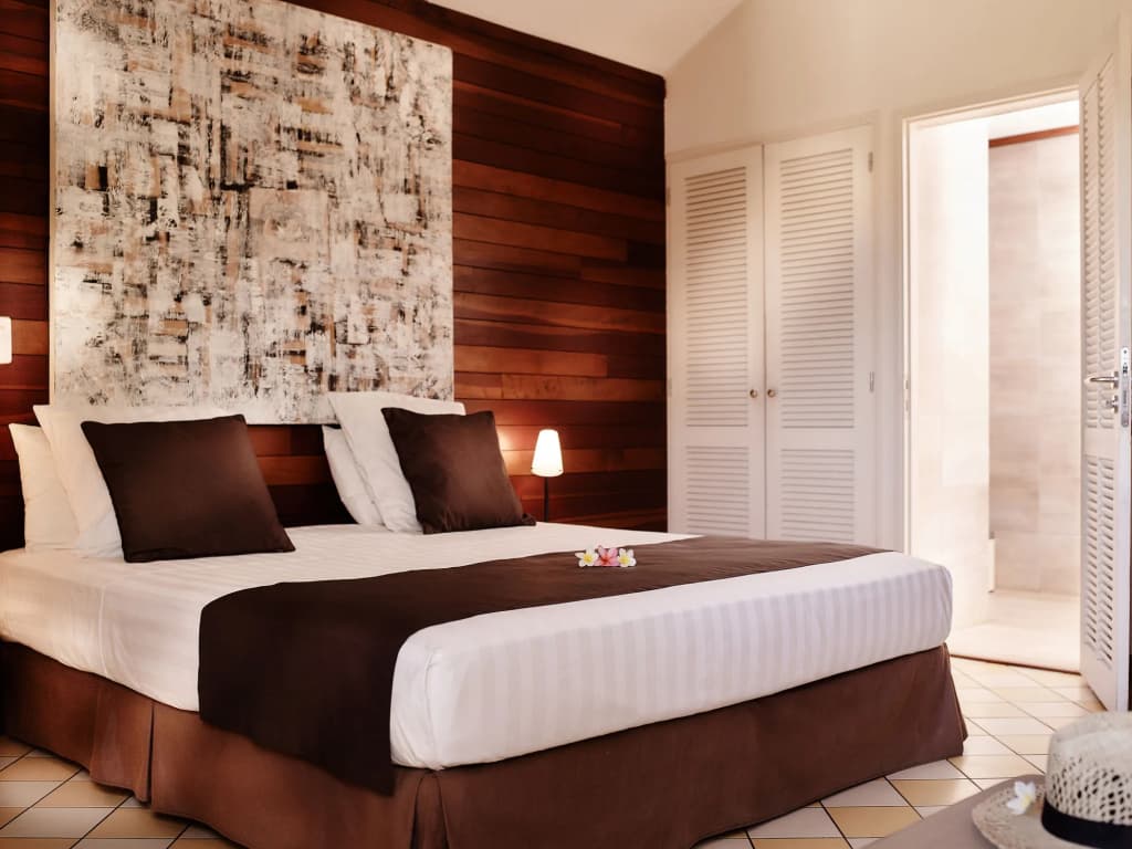Iloha Seaview Hotel - Photo 2