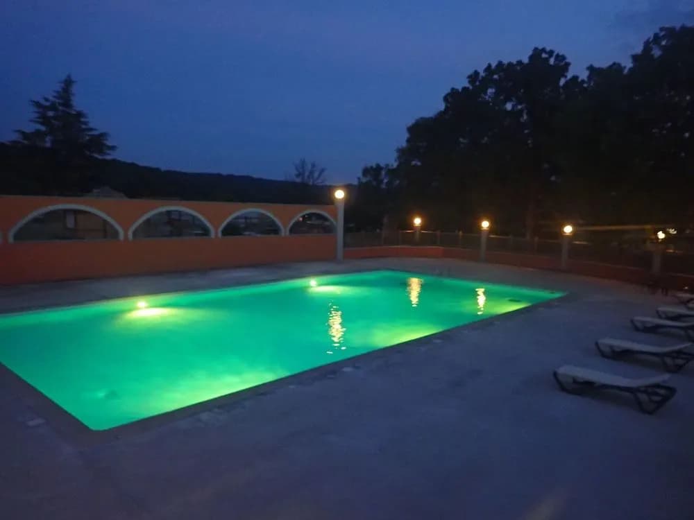 Domaine de Senaud Campsite - Miniature 8