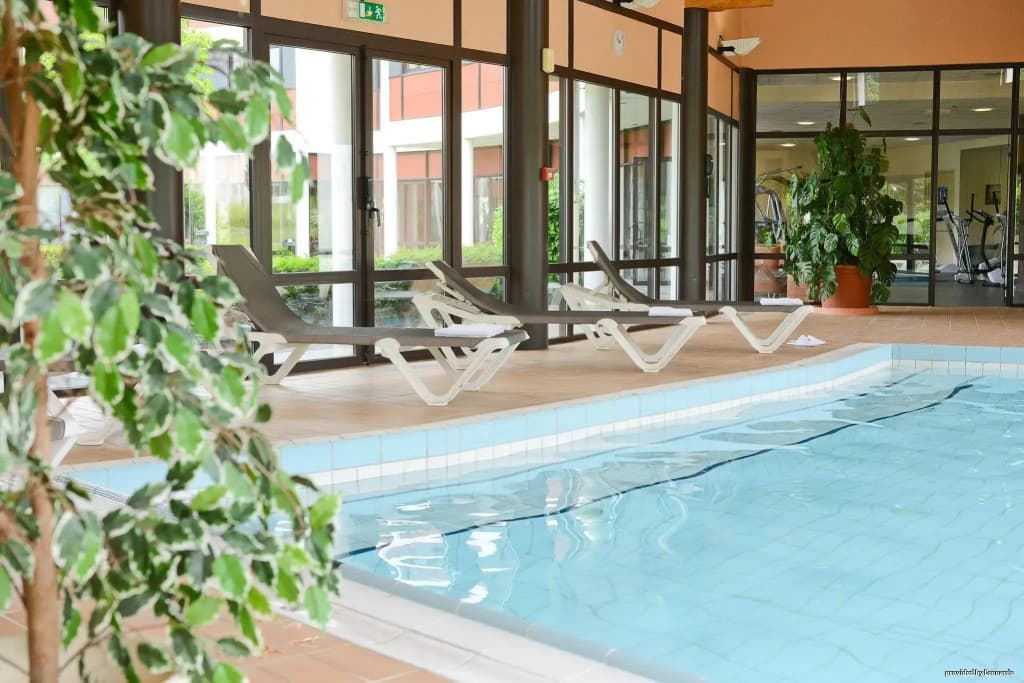 Hotel Archamps Porte Sud de Geneve - Miniature 8