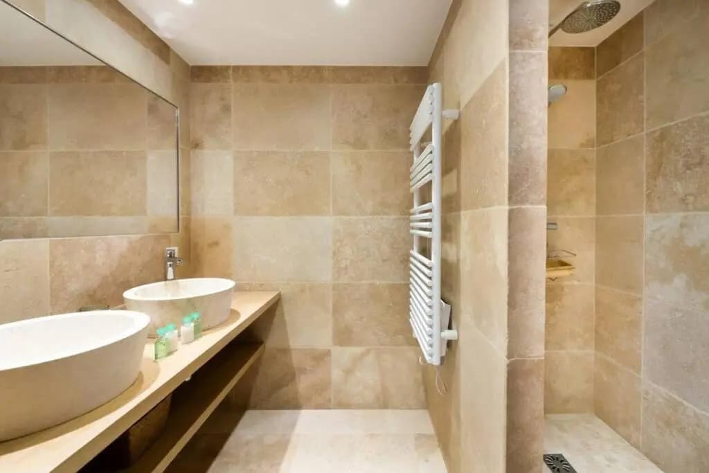 Les Clarines D'Or,Villa avec Piscine,Jacuzzi et Sauna , Pistes de Ski a 2 minutes a pied, pour 12 personnes - Miniature 7