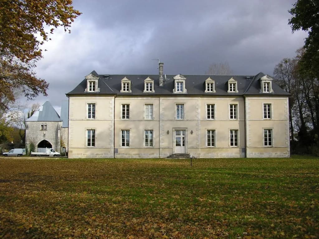Château de Lazenay - Photo 1