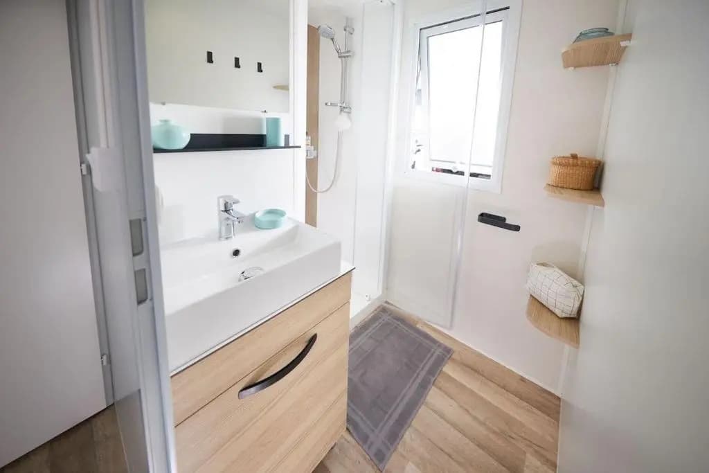 Mobil home 3 chambres 2 salles de bains au camping 4 étoiles MH276 aux charmettes - Photo 5