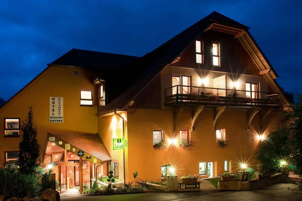 Hotel Neuhauser - Photo 1