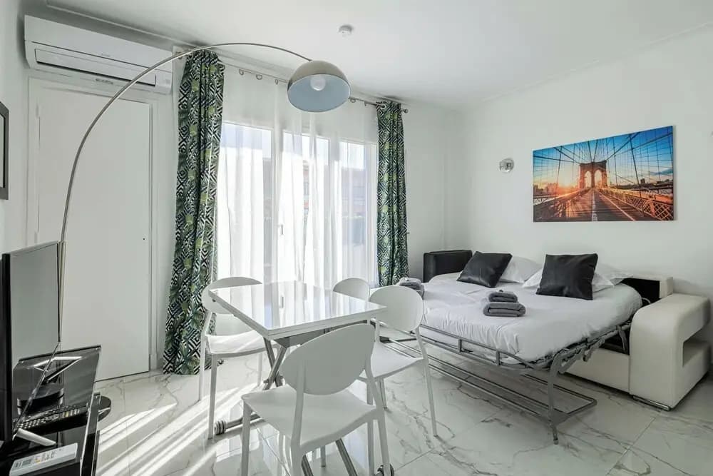 Charming Appartment 2 Bedrooms - Photo 3
