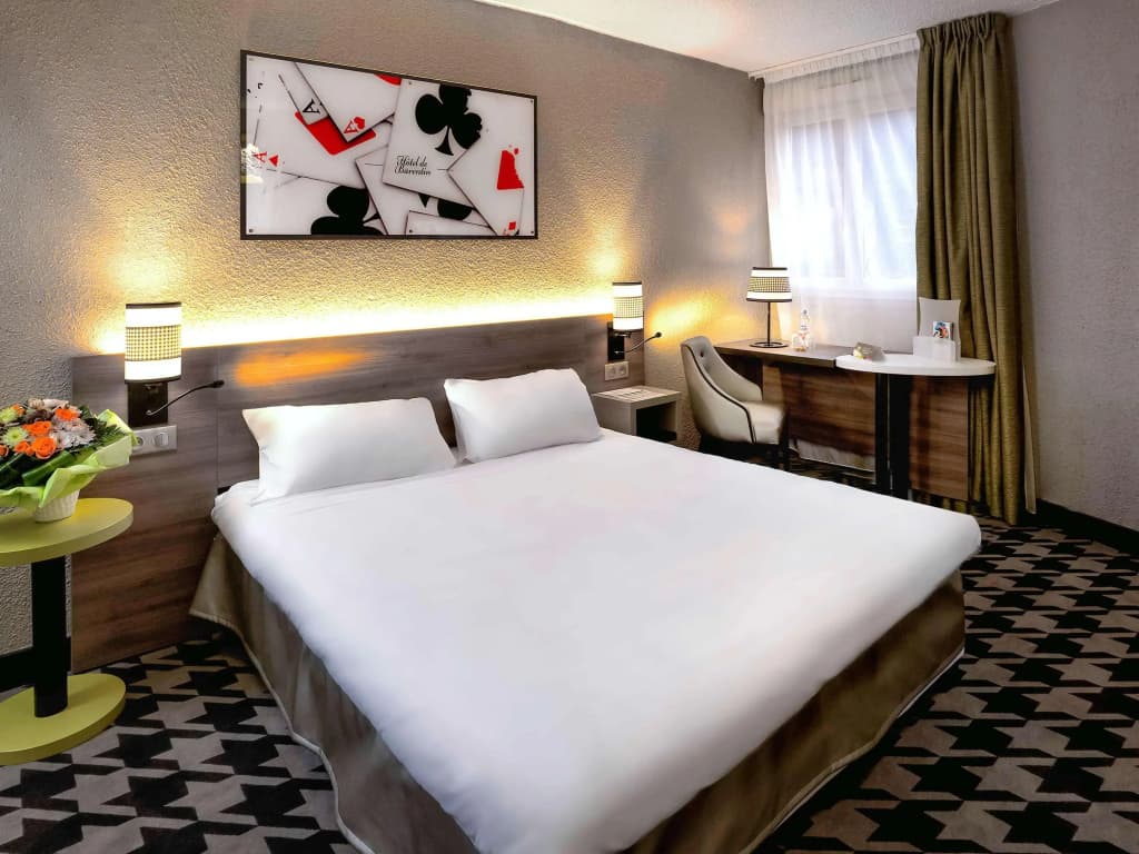 ibis Styles Rouen Nord Barentin - Photo 2