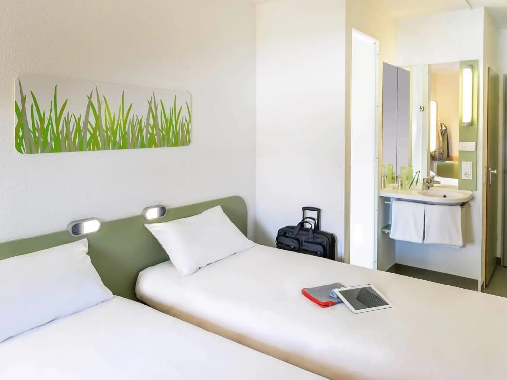 ibis budget Quimper - Photo 2