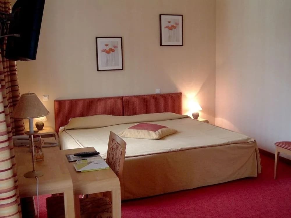 Brit Hotel Essentiel Pontivy-Robic - Photo 3